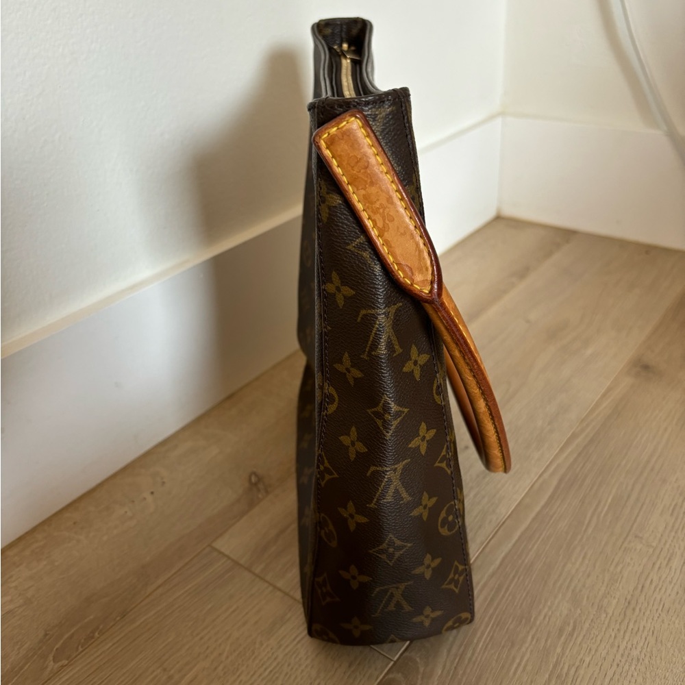 Louis Vuitton Monogram Looping MM - Picture 3 of 13